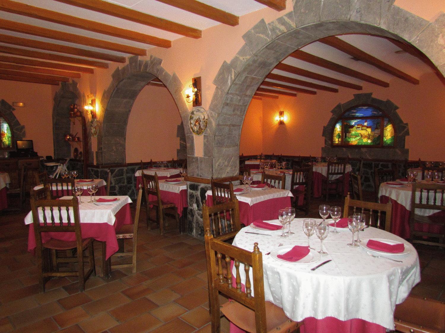 Pensjonat San Glorio Llánaves de la Reina Restauracja zdjęcie